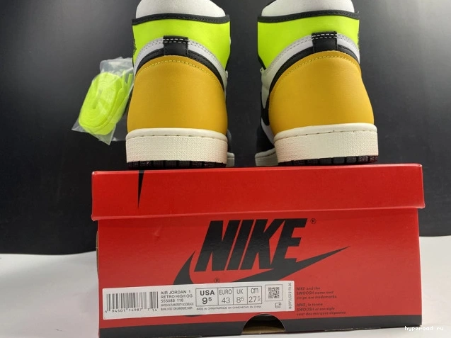 OG 555088-118 AIR HIGH 1 'VOLT GOLD' JORDAN RETRO 0830